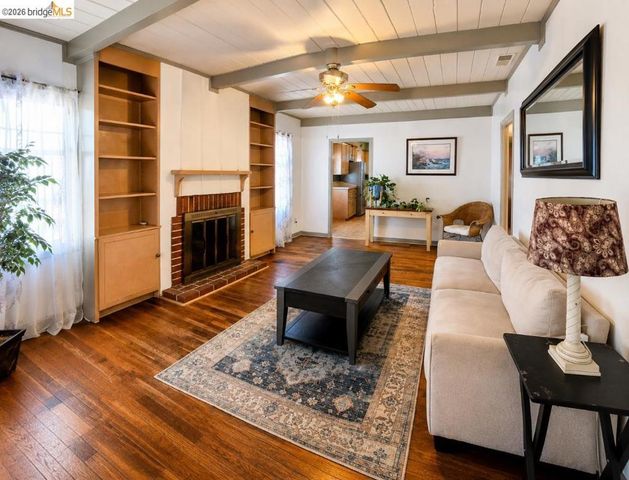 1203 D St, Antioch, CA 94509