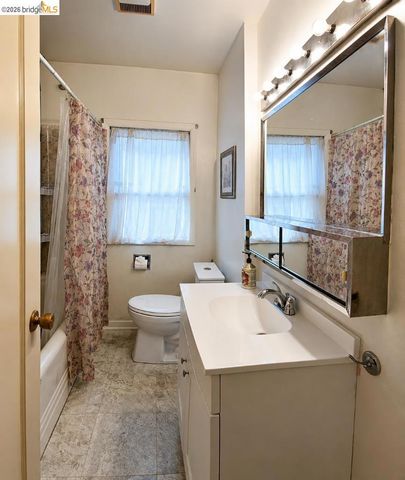 1203 D St, Antioch, CA 94509