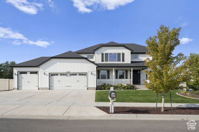 256 W PEAR ST, Grantsville, UT 84029
