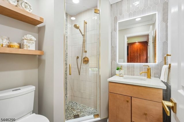1625 Nottingham Way, Mountainside Boro, NJ 07092