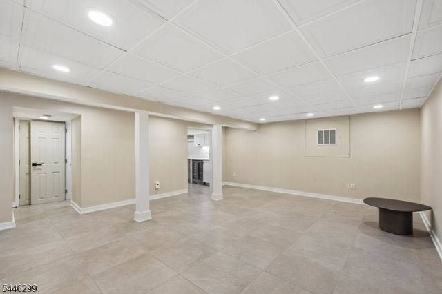 1625 Nottingham Way, Mountainside Boro, NJ 07092