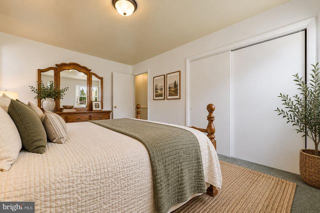 4427 BARTHOLOW RD, Sykesville, MD 21784