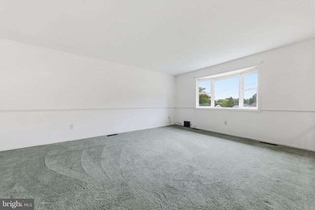 4427 BARTHOLOW RD, Sykesville, MD 21784