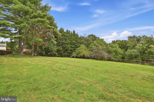 4427 BARTHOLOW RD, Sykesville, MD 21784