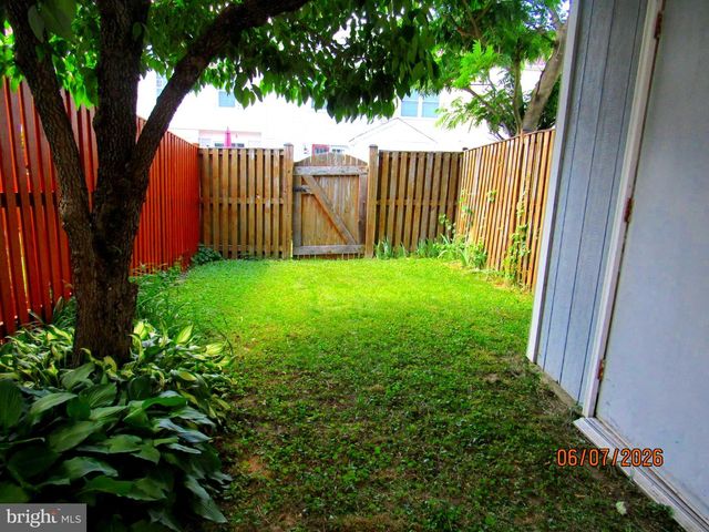 550 DAHLGREEN RD, Glen Burnie, MD 21061