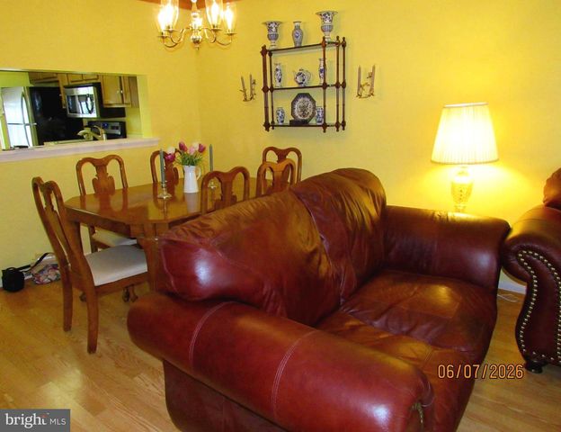 550 DAHLGREEN RD, Glen Burnie, MD 21061