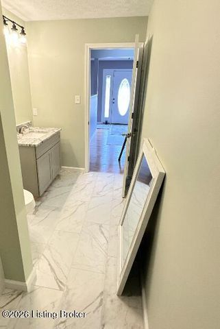 4725 Plum Creek Rd, Taylorsville, KY 40071