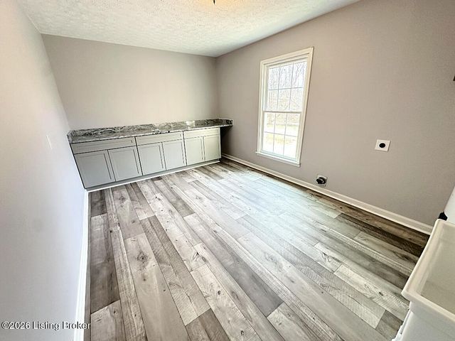 4725 Plum Creek Rd, Taylorsville, KY 40071