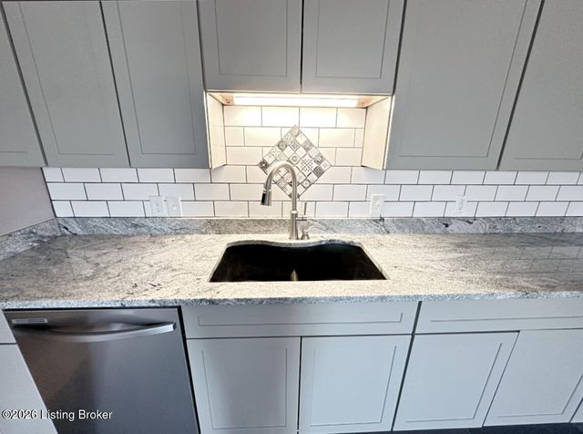 4725 Plum Creek Rd, Taylorsville, KY 40071