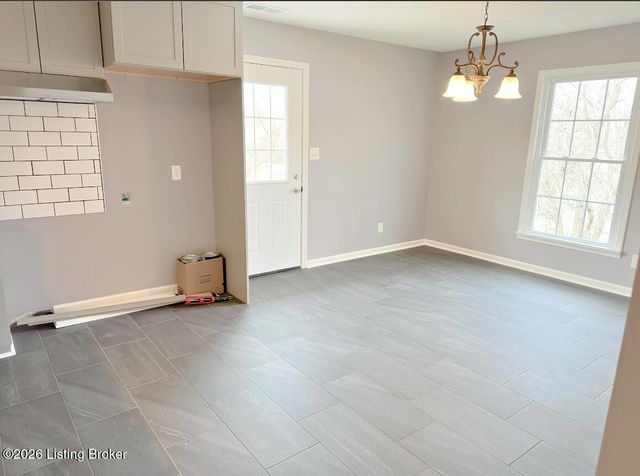 4725 Plum Creek Rd, Taylorsville, KY 40071