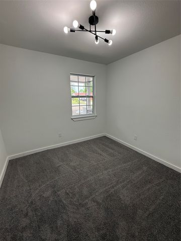 2010 Durham Street, Irving, TX 75062