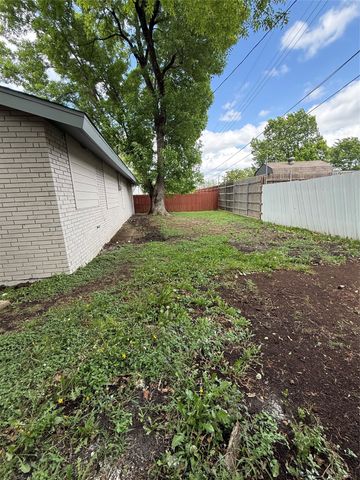 2010 Durham Street, Irving, TX 75062