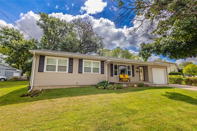 1401 S 6th Avenue E, Newton, IA 50208