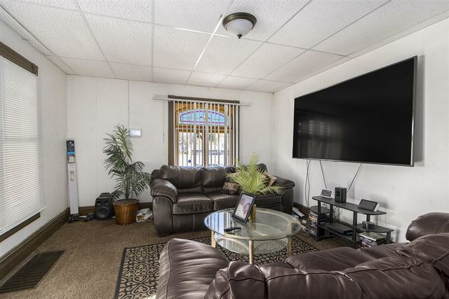 17 Tennyson Avenue, Battle Creek, MI 49015