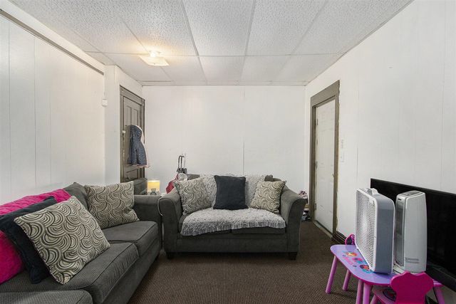 17 Tennyson Avenue, Battle Creek, MI 49015