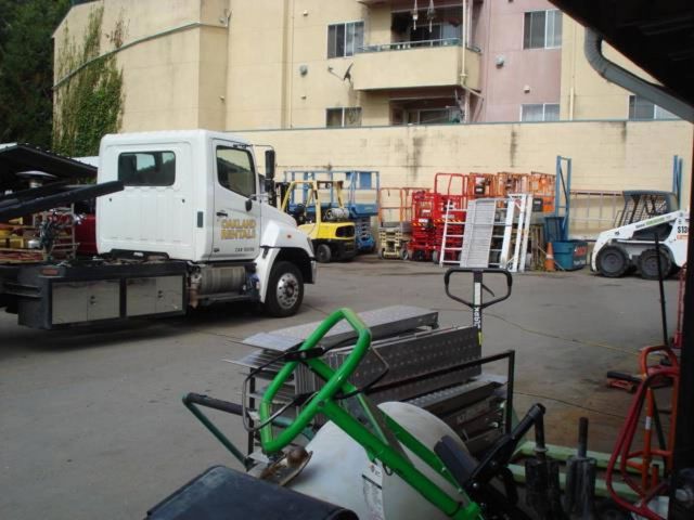 2969 MacArthur Blvd, Oakland, CA 94602