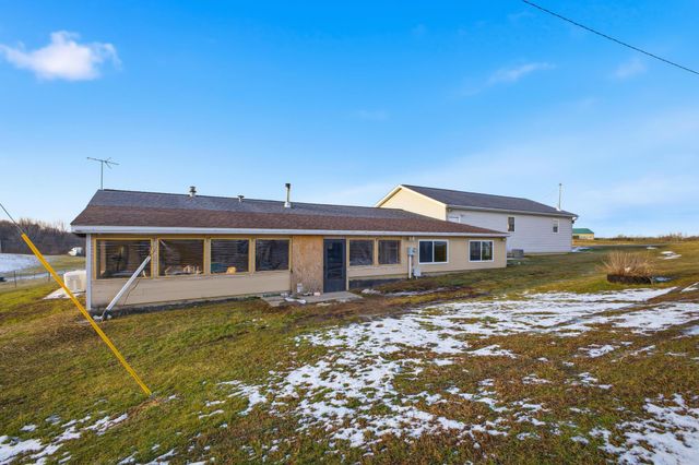 10370 Township Rd 57 NE, Roseville, OH 43777