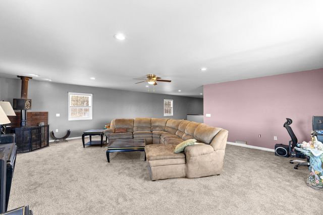 10370 Township Rd 57 NE, Roseville, OH 43777