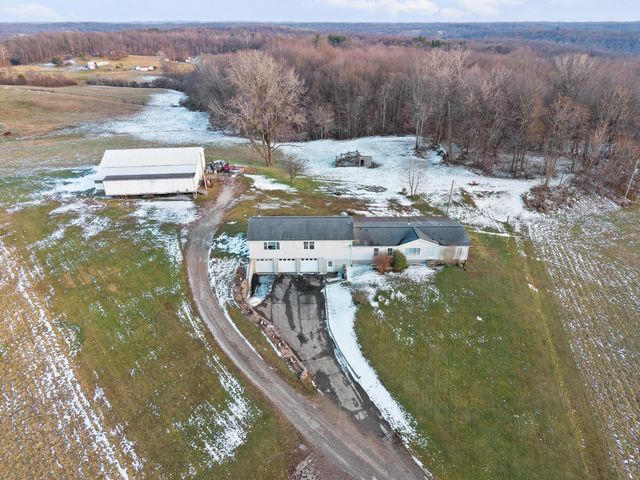 10370 Township Rd 57 NE, Roseville, OH 43777