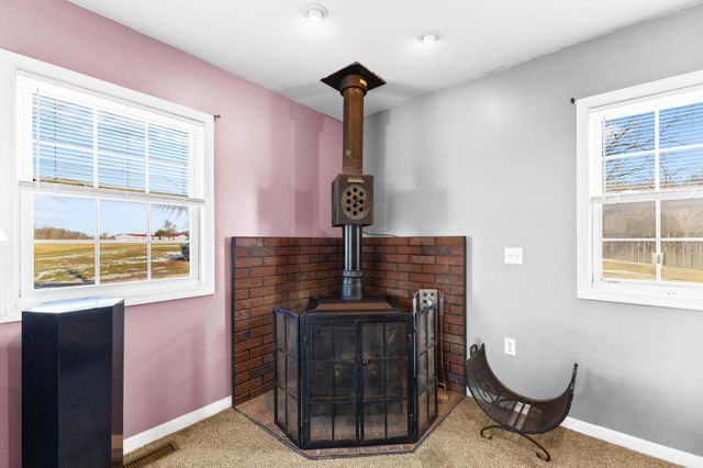 10370 Township Rd 57 NE, Roseville, OH 43777