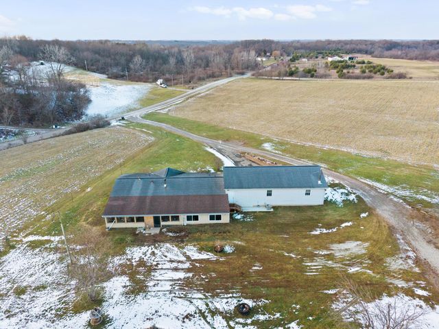 10370 Township Rd 57 NE, Roseville, OH 43777