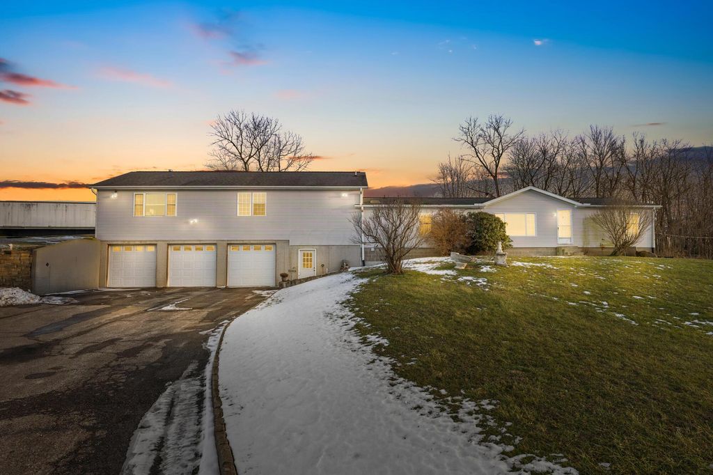 10370 Township Rd 57 NE, Roseville, OH 43777