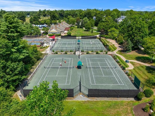 2 Golf Cottage Way 2, Mattapoisett, MA 02739