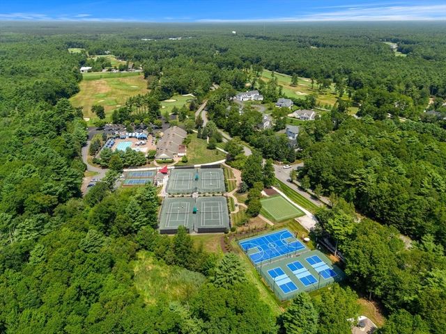 2 Golf Cottage Way 2, Mattapoisett, MA 02739
