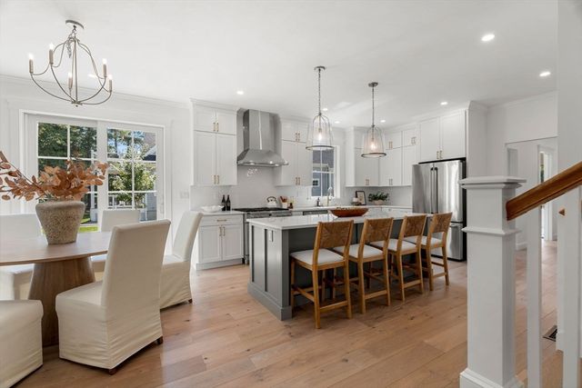 2 Golf Cottage Way 2, Mattapoisett, MA 02739