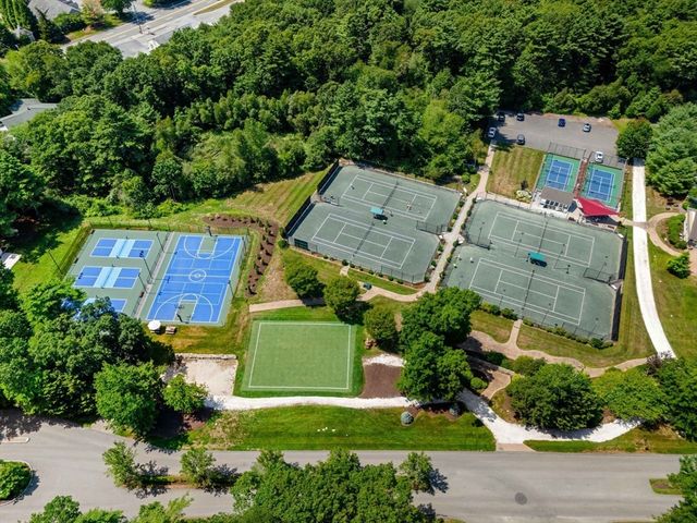 2 Golf Cottage Way 2, Mattapoisett, MA 02739