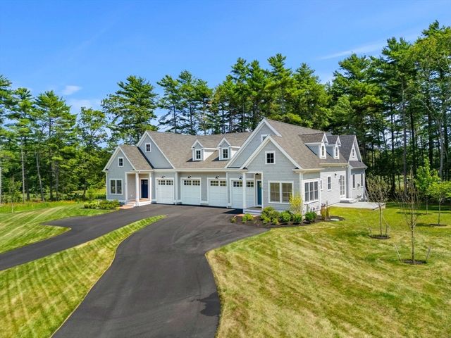 2 Golf Cottage Way 2, Mattapoisett, MA 02739