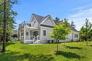 2 Golf Cottage Way 2, Mattapoisett, MA 02739
