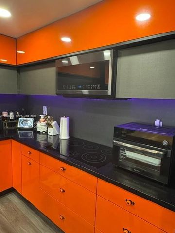 4550 NW 9th Street 520E, Miami, FL 33126