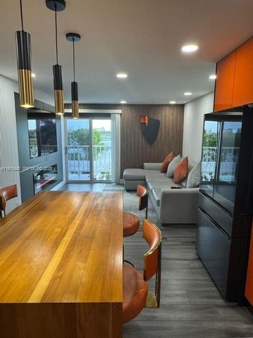 4550 NW 9th Street 520E, Miami, FL 33126