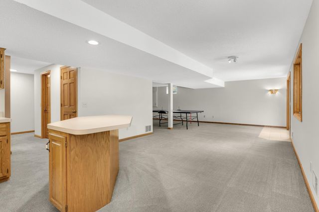 1318 W Royal Oaks Drive, Shoreview, MN 55126