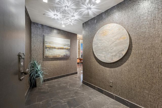 915 Franklin Street 9N, Houston, TX 77002