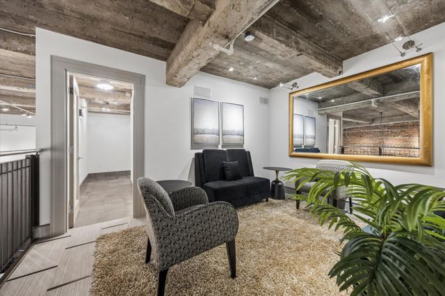 915 Franklin Street 9N, Houston, TX 77002