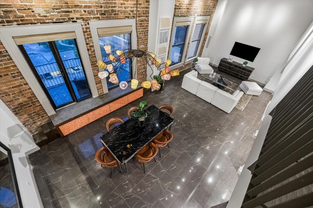 915 Franklin Street 9N, Houston, TX 77002