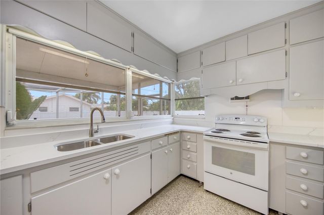 106 15TH STREET, Belleair Beach, FL 33786