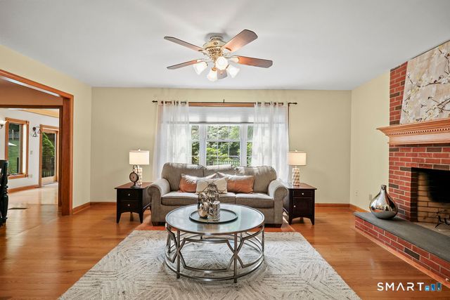 209 Lancaster Way, Cheshire, CT 06410