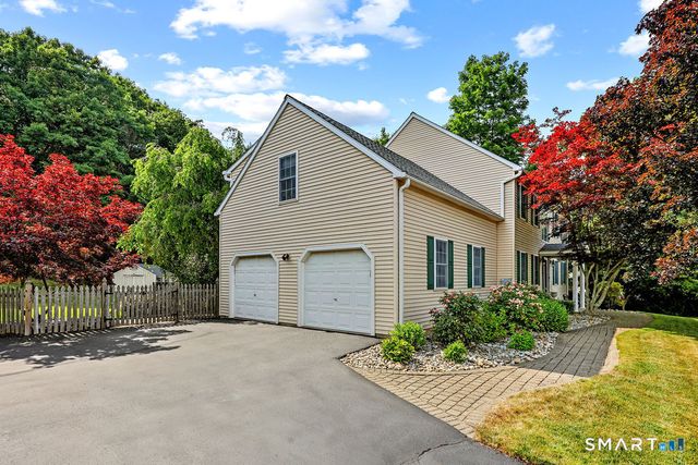 209 Lancaster Way, Cheshire, CT 06410