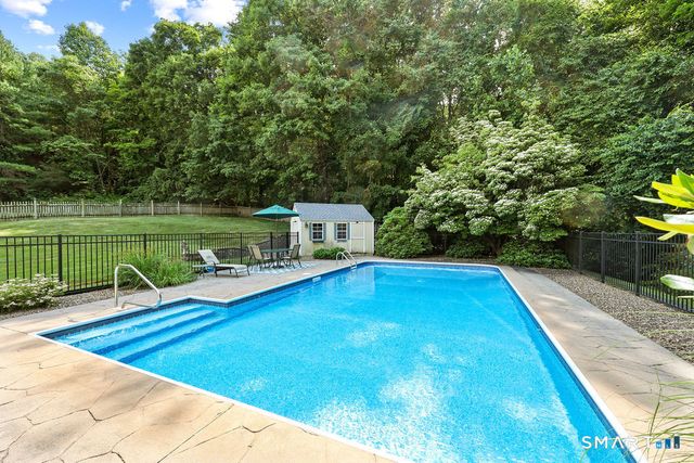 209 Lancaster Way, Cheshire, CT 06410