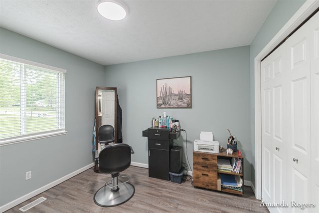 806 Grindle Drive, Lowell, MI 49331