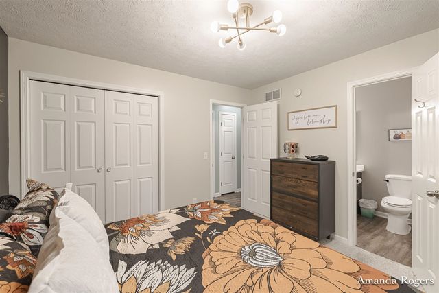 806 Grindle Drive, Lowell, MI 49331