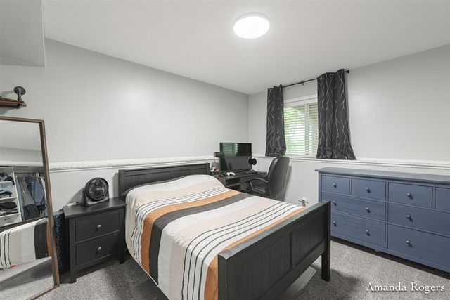 806 Grindle Drive, Lowell, MI 49331