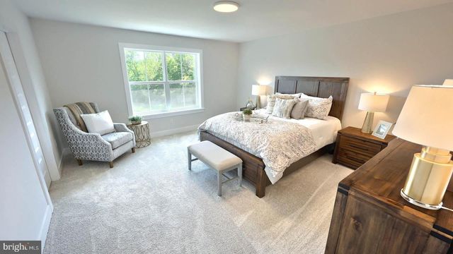 130 SOUTH MOUNTAIN DR, Carlisle, PA 17013