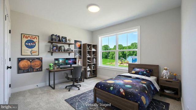 130 SOUTH MOUNTAIN DR, Carlisle, PA 17013