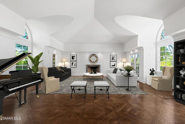 1101 Oak Mirage Place, Westlake Village, CA 91362