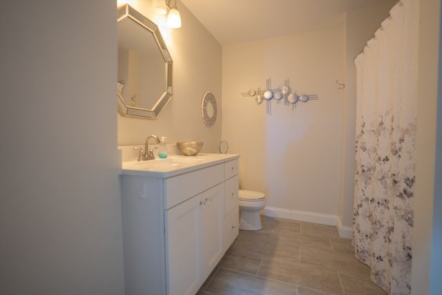 278 Court Street 101, Plymouth, MA 02360