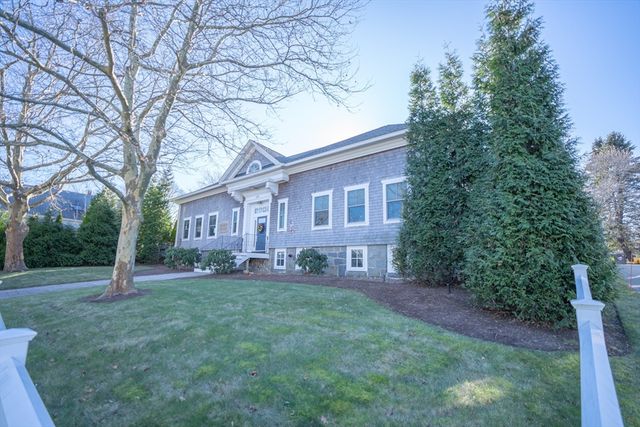 278 Court Street 101, Plymouth, MA 02360